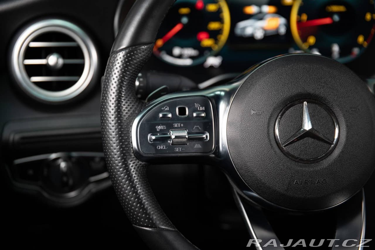 2019 Mercedes-Benz GLC - 19