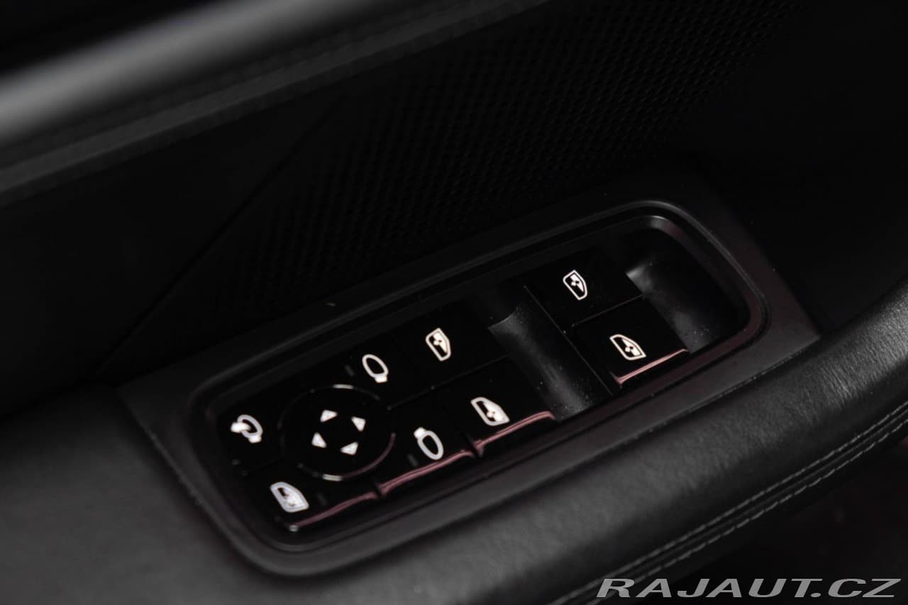 2020 Porsche TAYCAN - 13