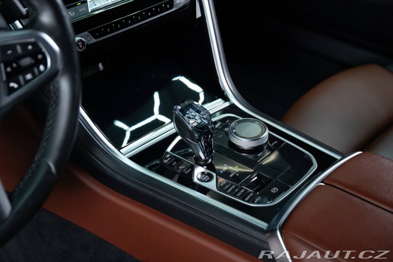 2020 BMW 8-SERIES - 6