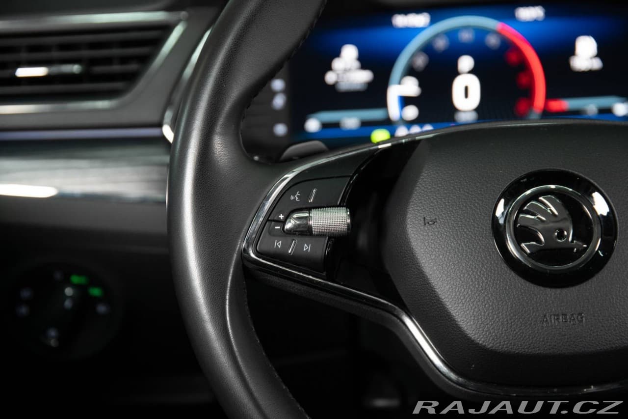 2021 Škoda SUPERB - 19