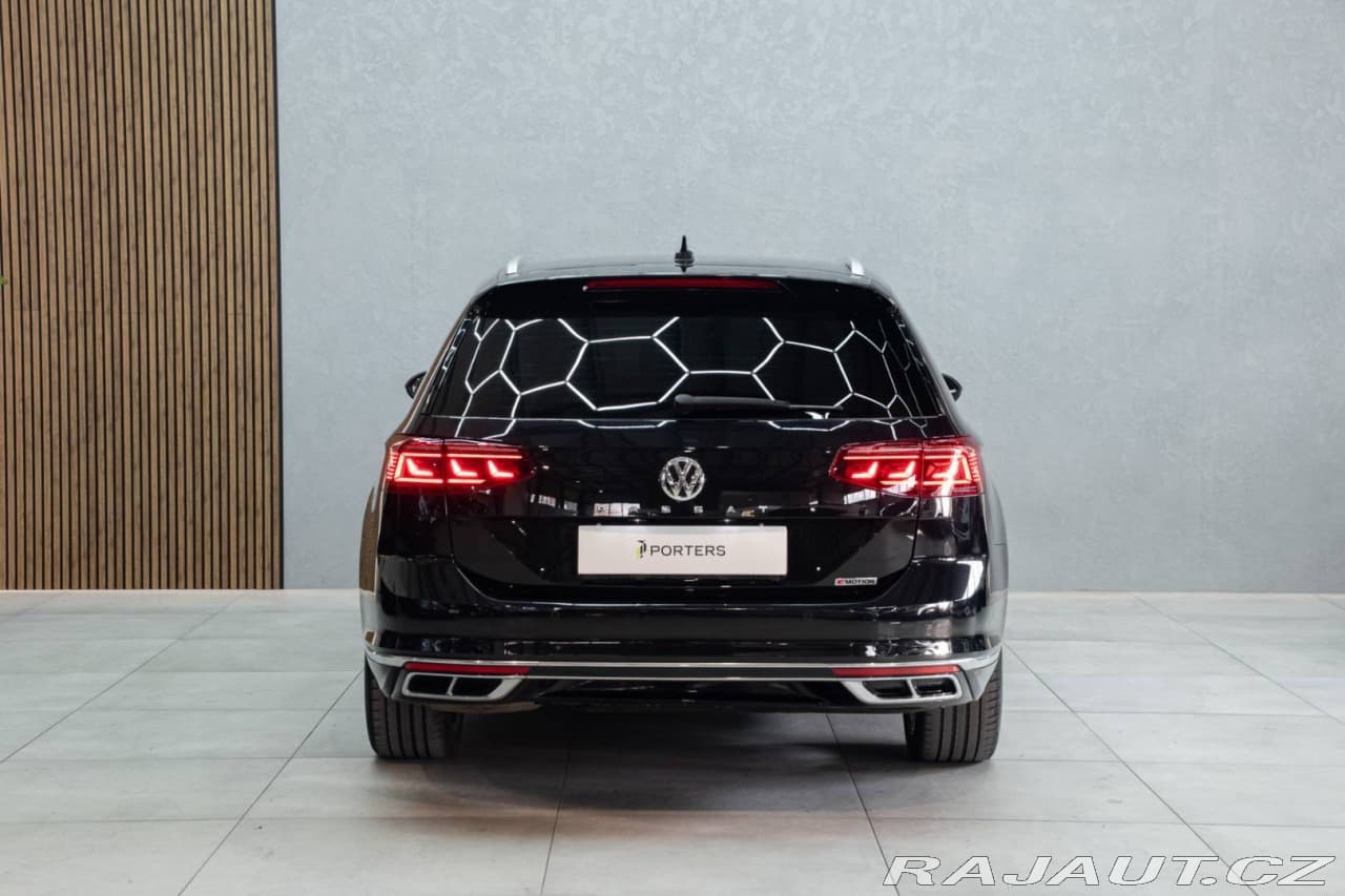 2019 Volkswagen PASSAT - 4