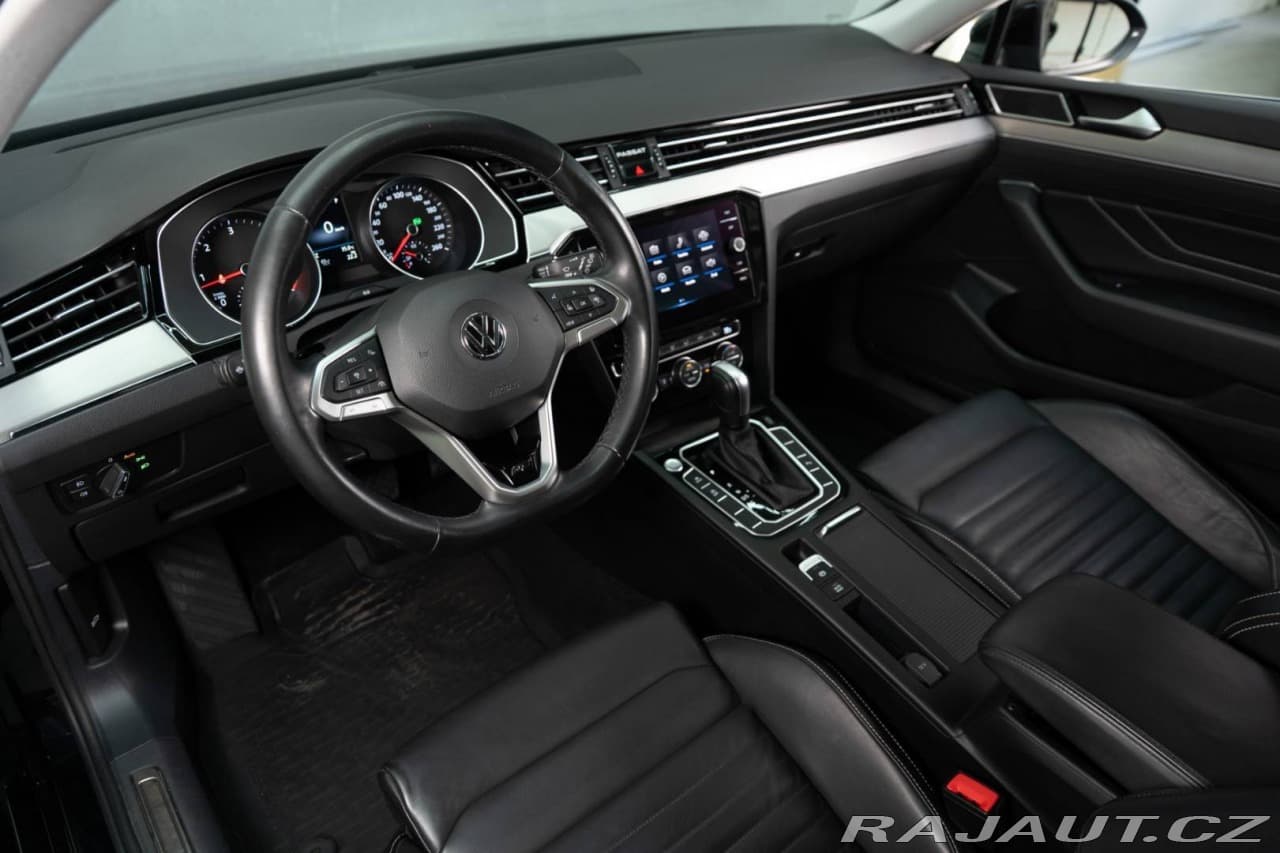 2019 Volkswagen PASSAT - 5