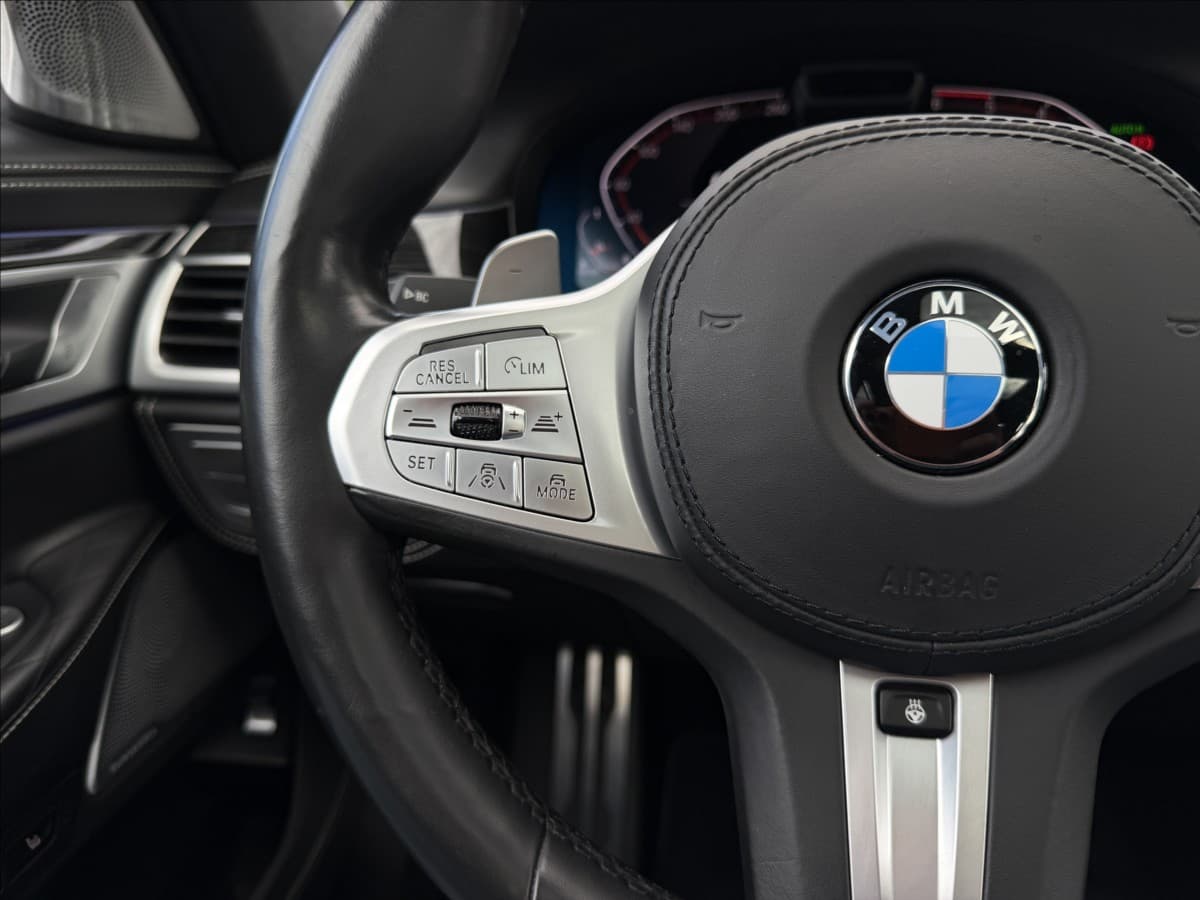2019 BMW 7-SERIES - 15