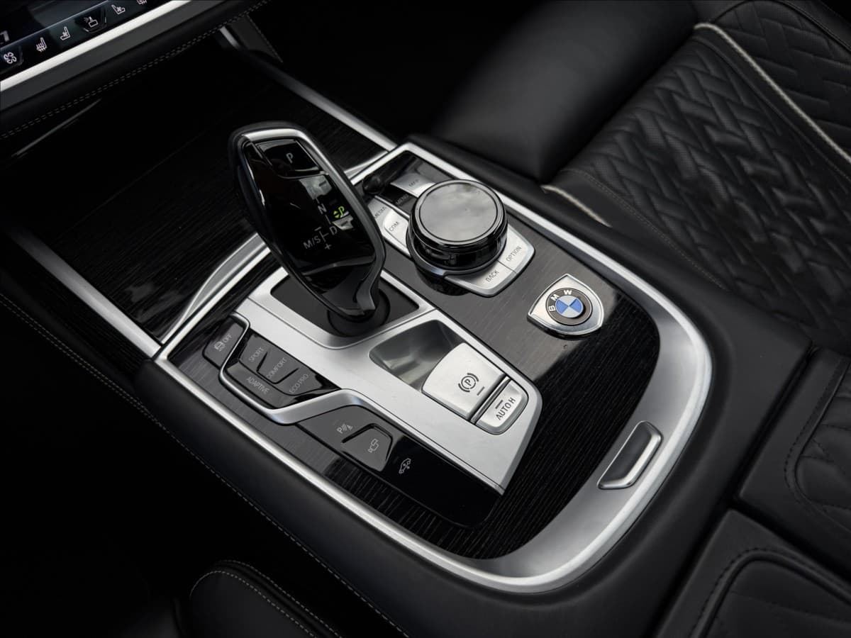 2019 BMW 7-SERIES - 18