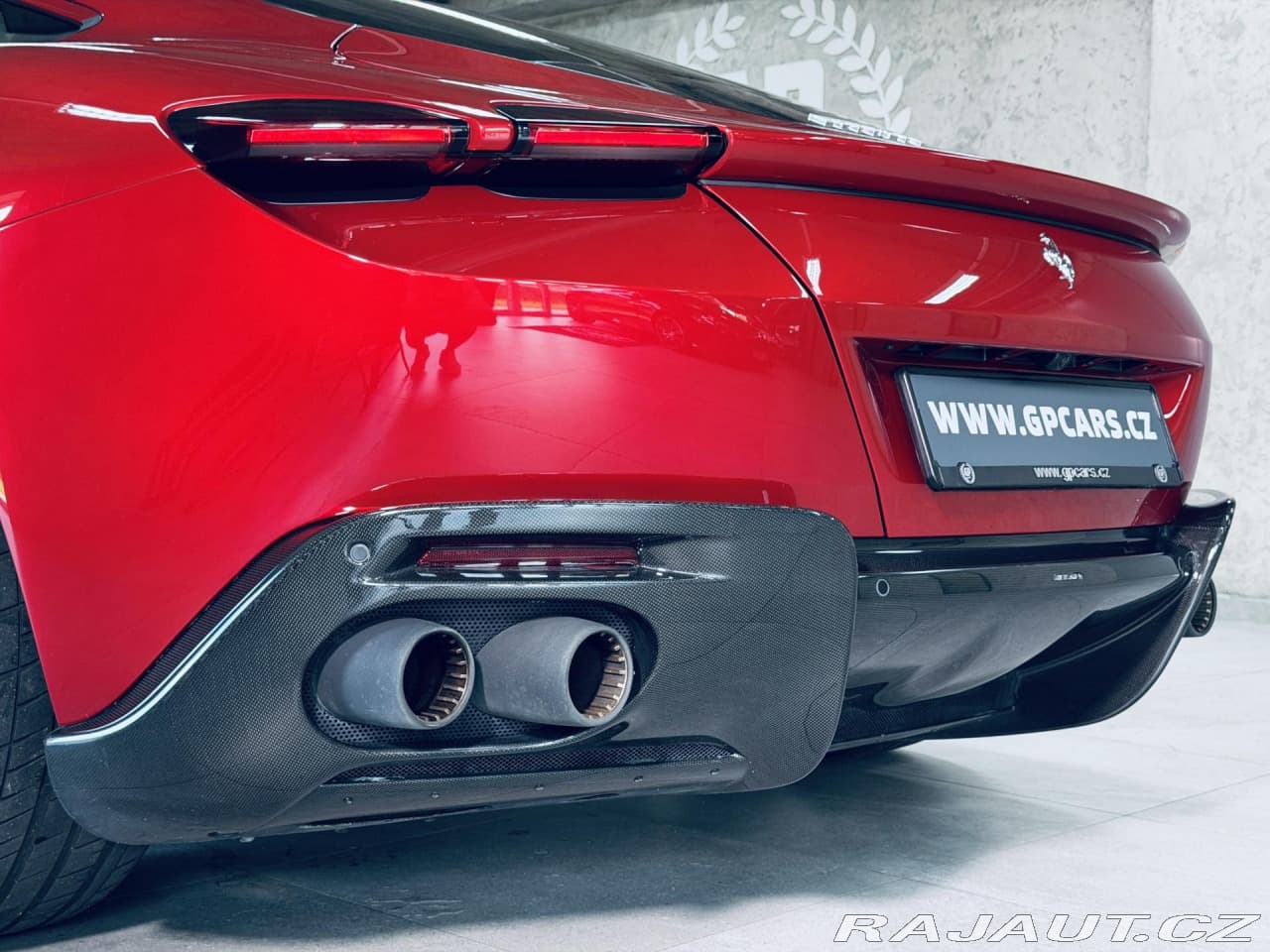 2021 Ferrari ROMA - 11