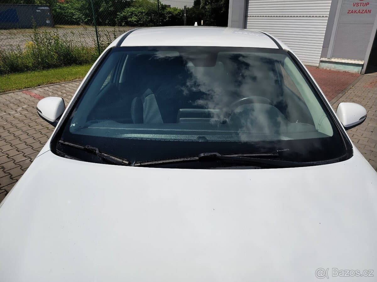 Hyundai i30 - 12
