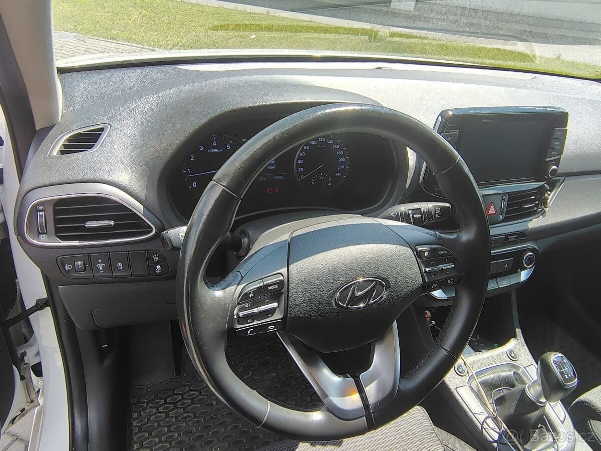 Hyundai i30 - 18