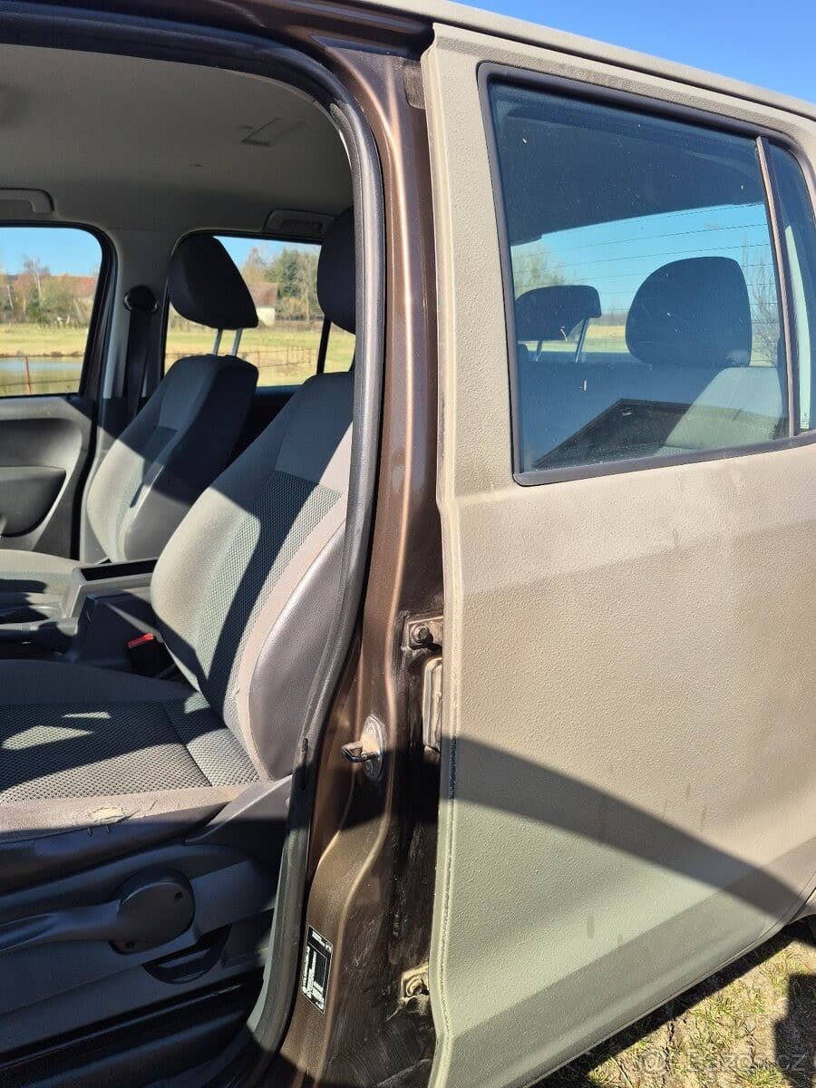 2011 Volkswagen AMAROK - 8