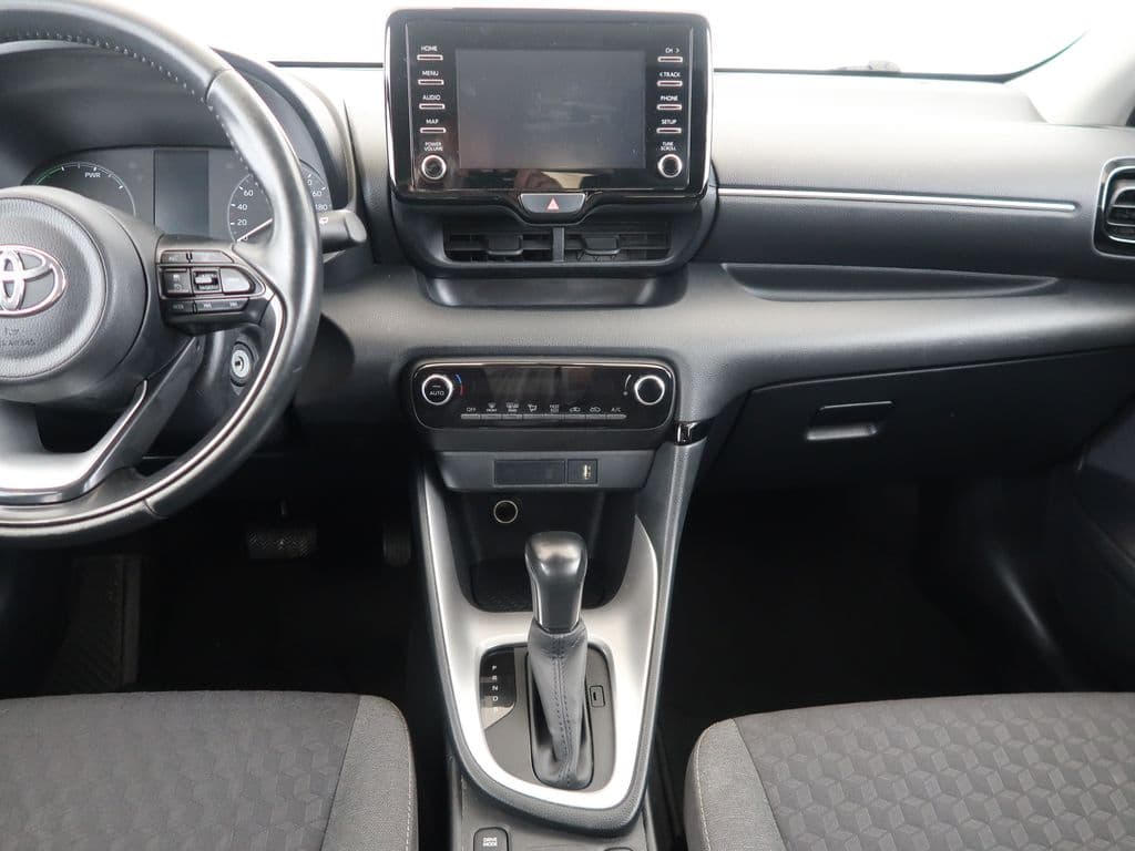 2023 Toyota YARIS - 16