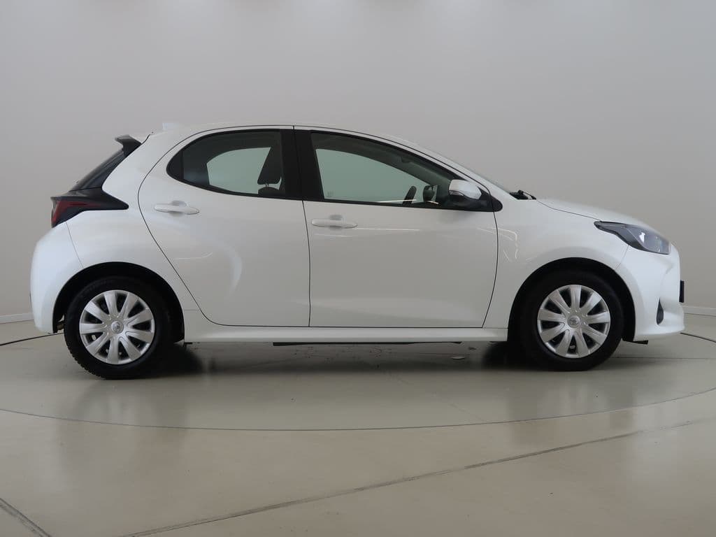 2023 Toyota YARIS - 4