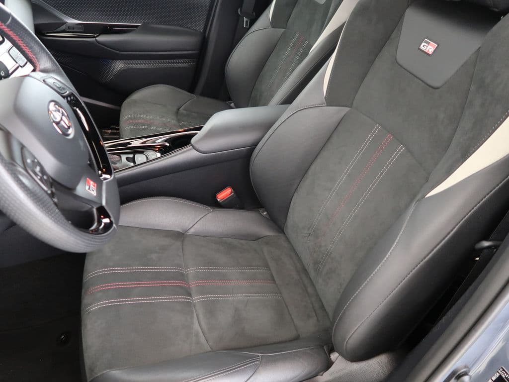 2023 Toyota C-HR - 9