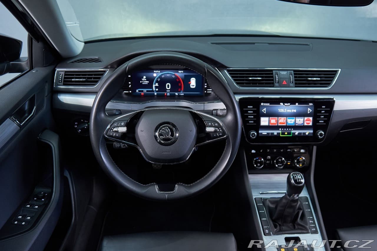 2023 Škoda SUPERB - 12