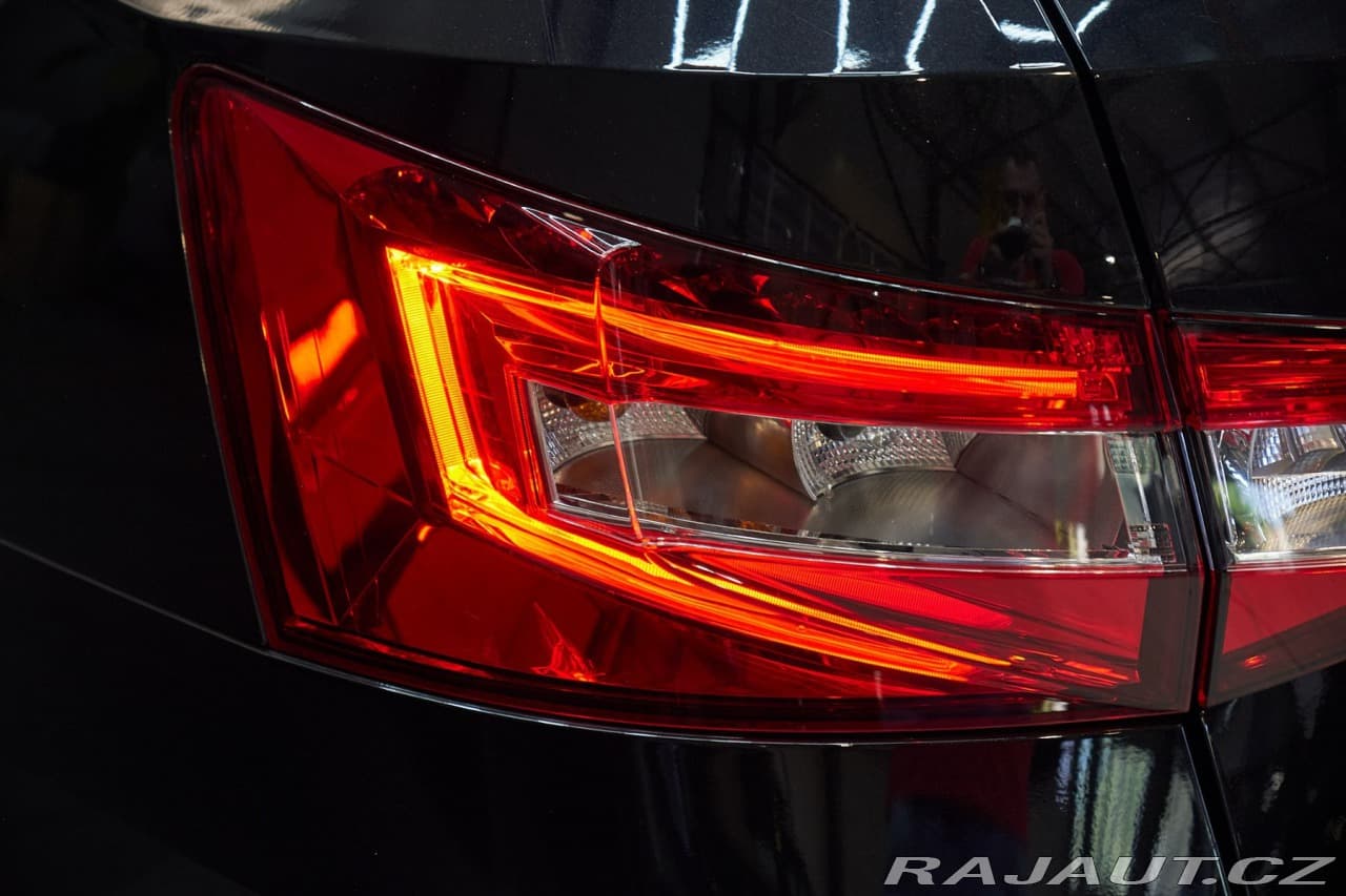 2023 Škoda SUPERB - 5