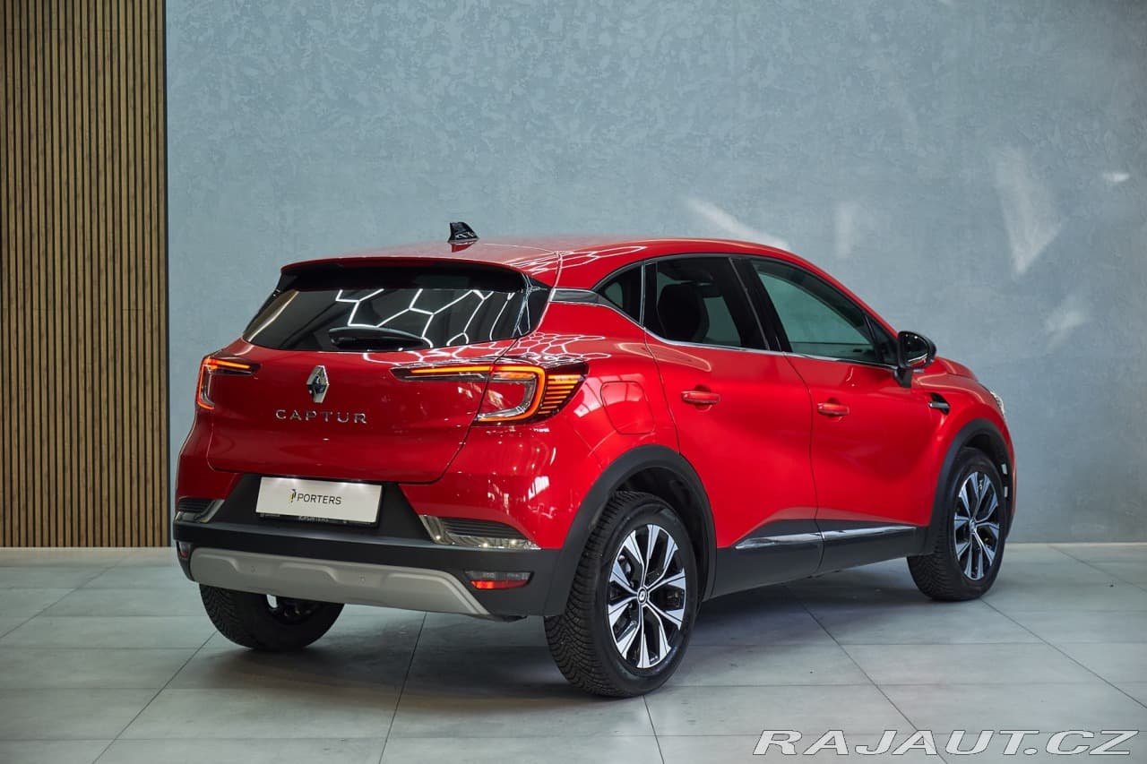2023 Renault CAPTUR - 3