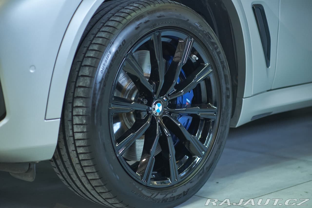 2019 BMW X5 - 8