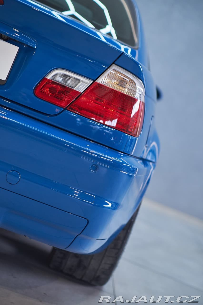 2002 BMW M3 - 19