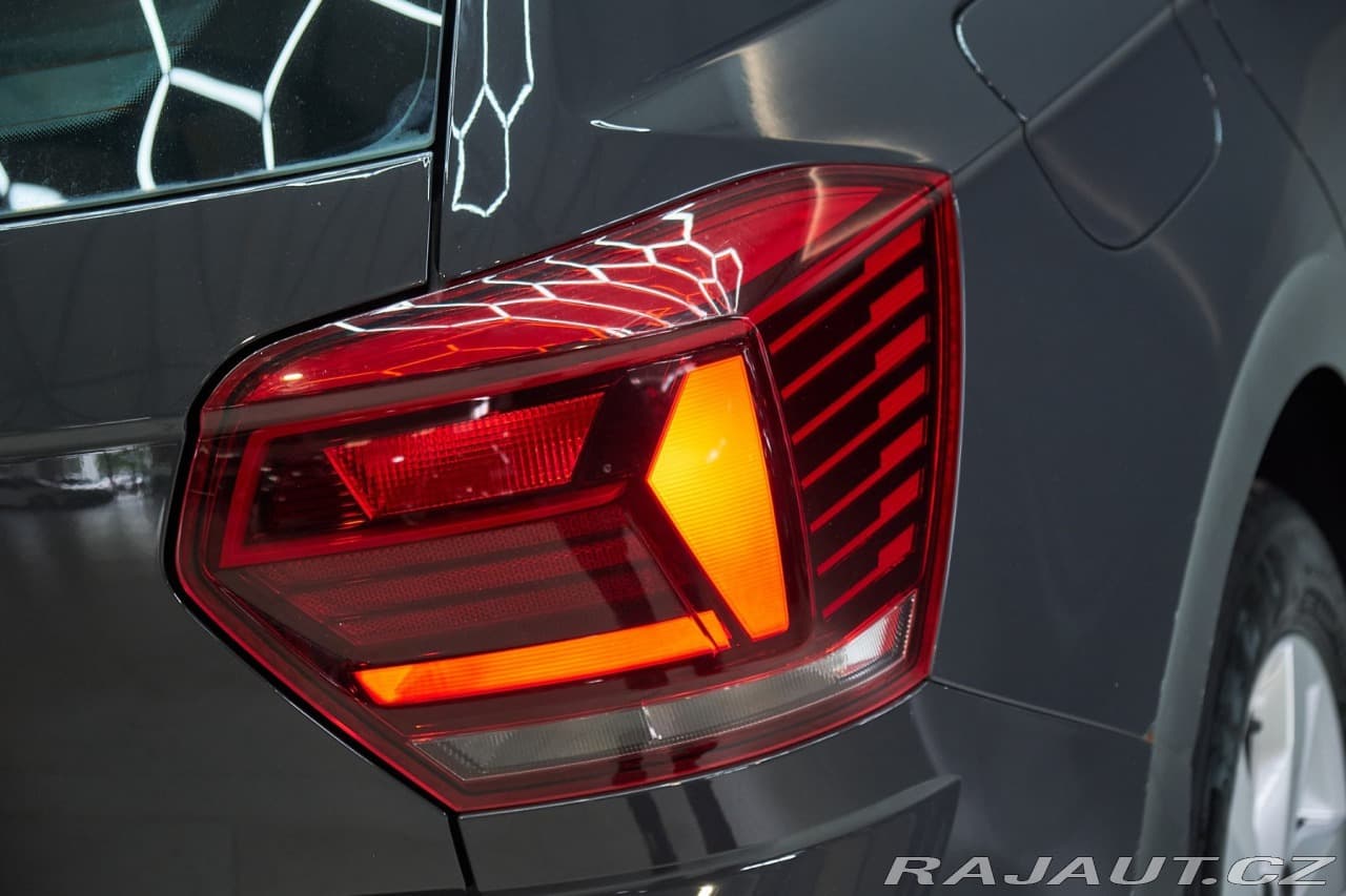 2019 Volkswagen POLO - 5