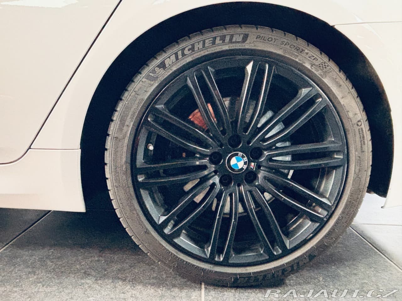 2017 BMW 5-SERIES - 13