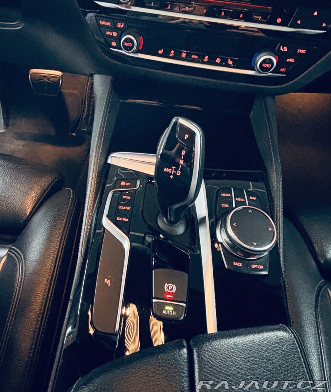 2017 BMW 5-SERIES - 16