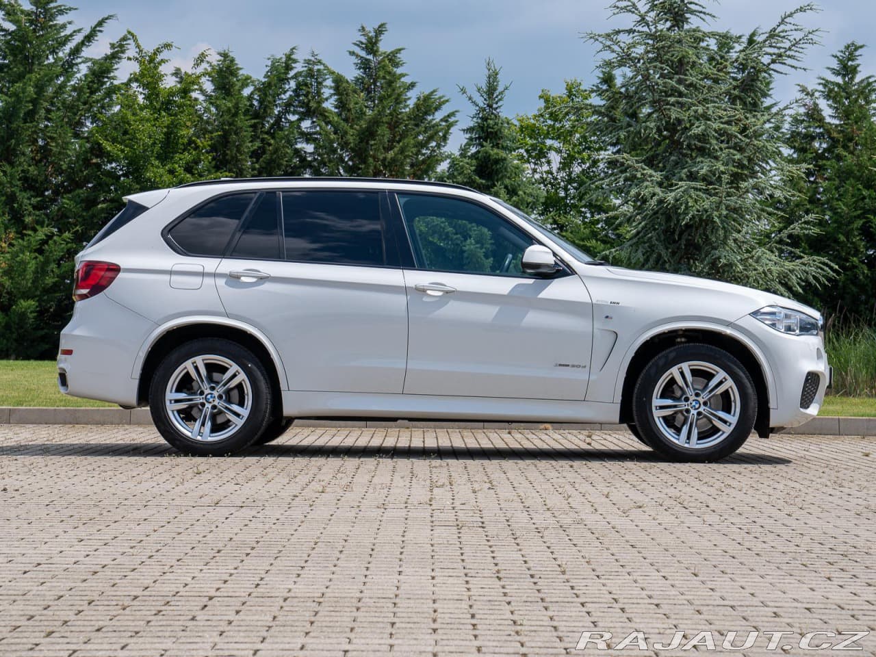2017 BMW X5 - 10