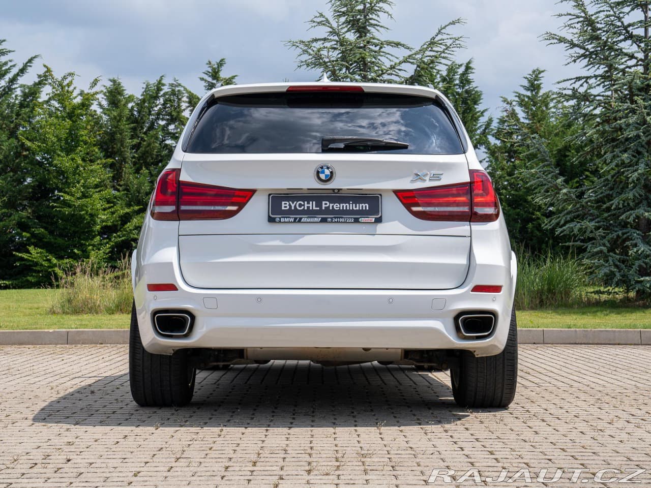 2017 BMW X5 - 13