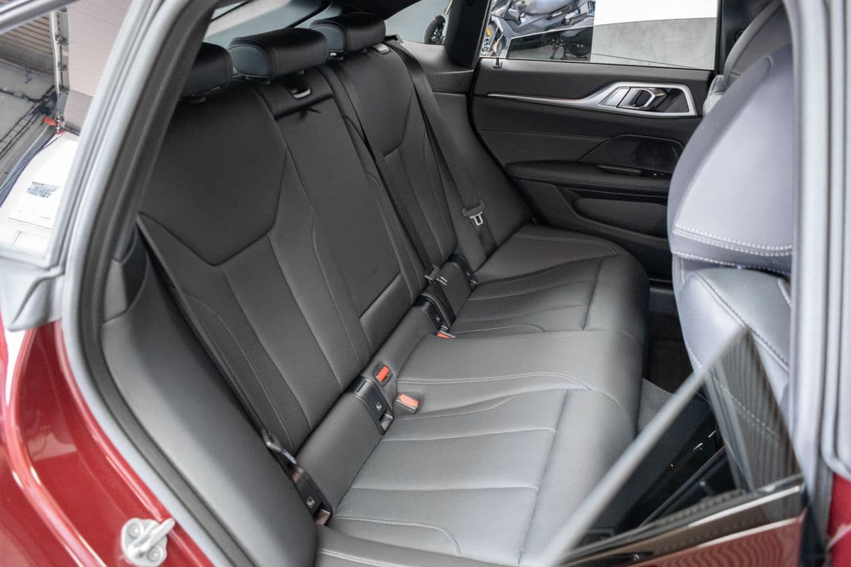2024 BMW 4-SERIES - 37