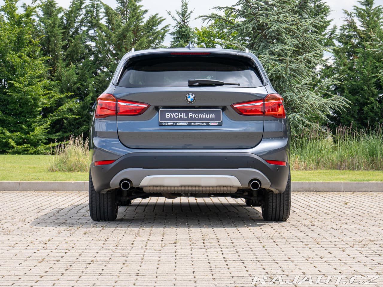 2017 BMW X1 - 13