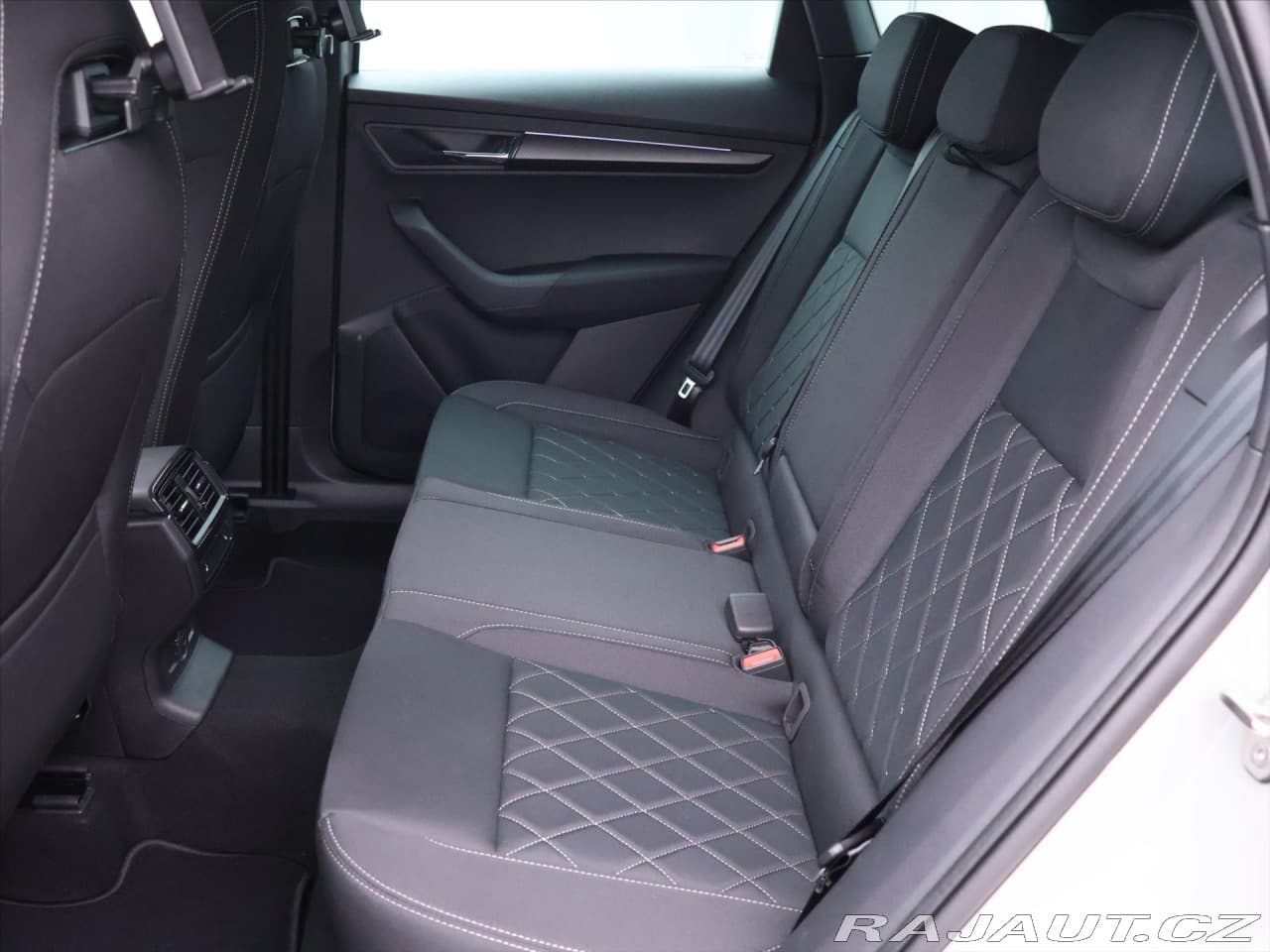 2025 Škoda KAROQ - 49