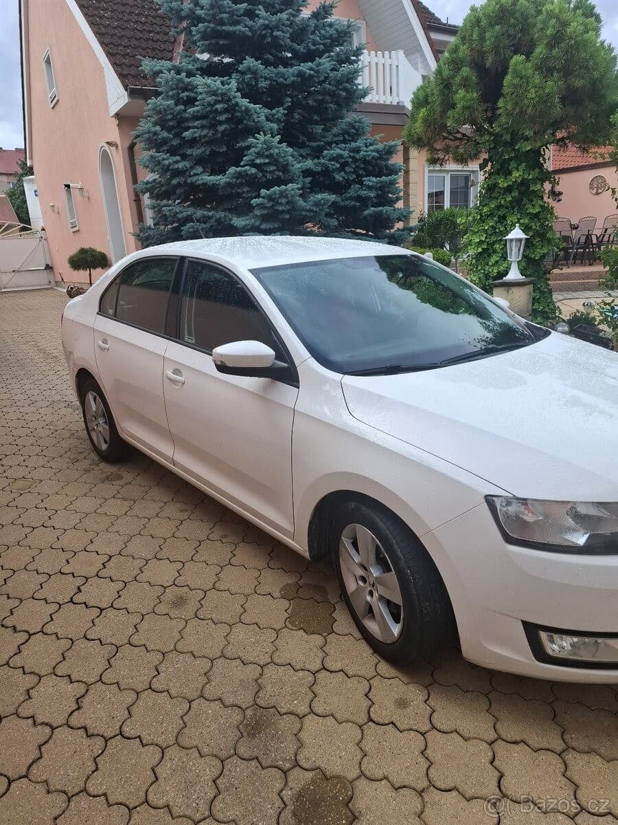 Škoda RAPID - 10