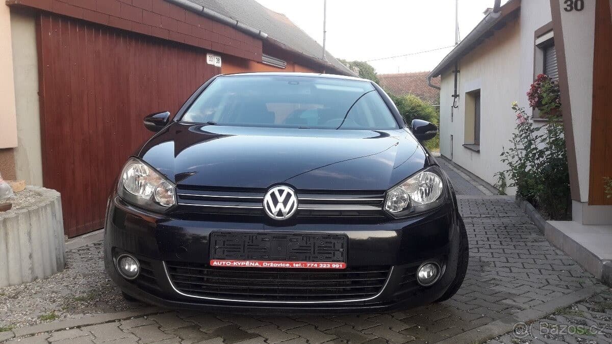 Volkswagen GOLF - 4