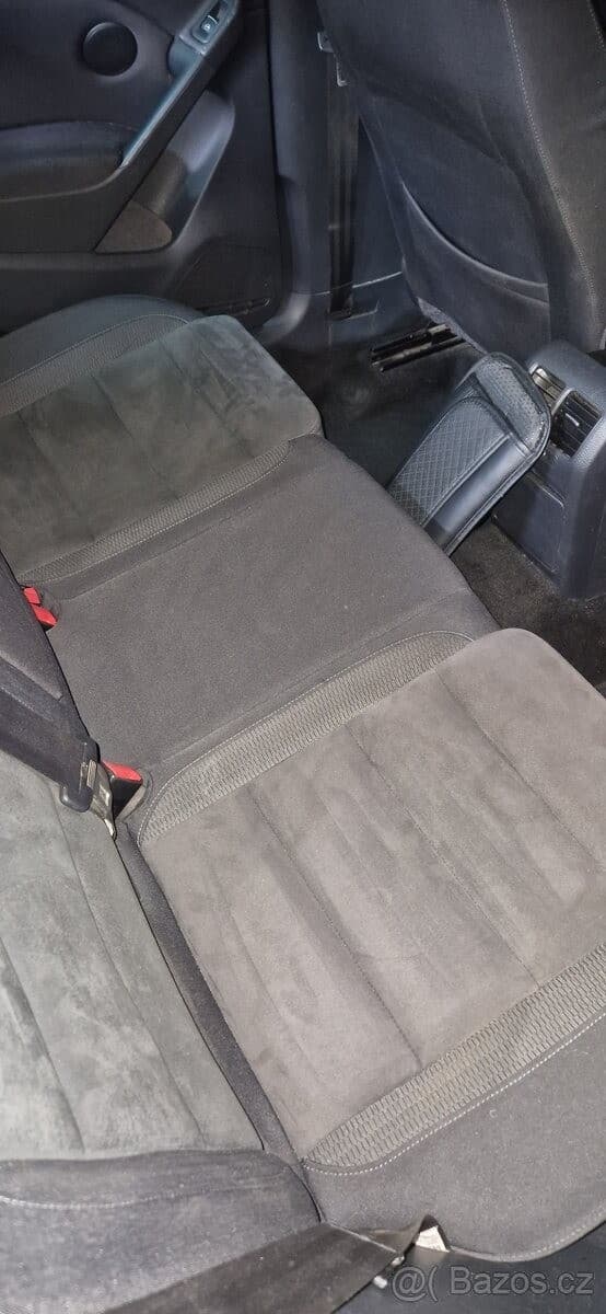 Volkswagen GOLF - 10