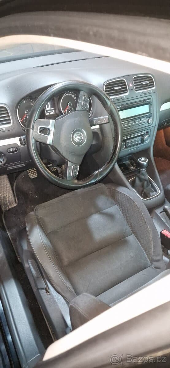 Volkswagen GOLF - 19