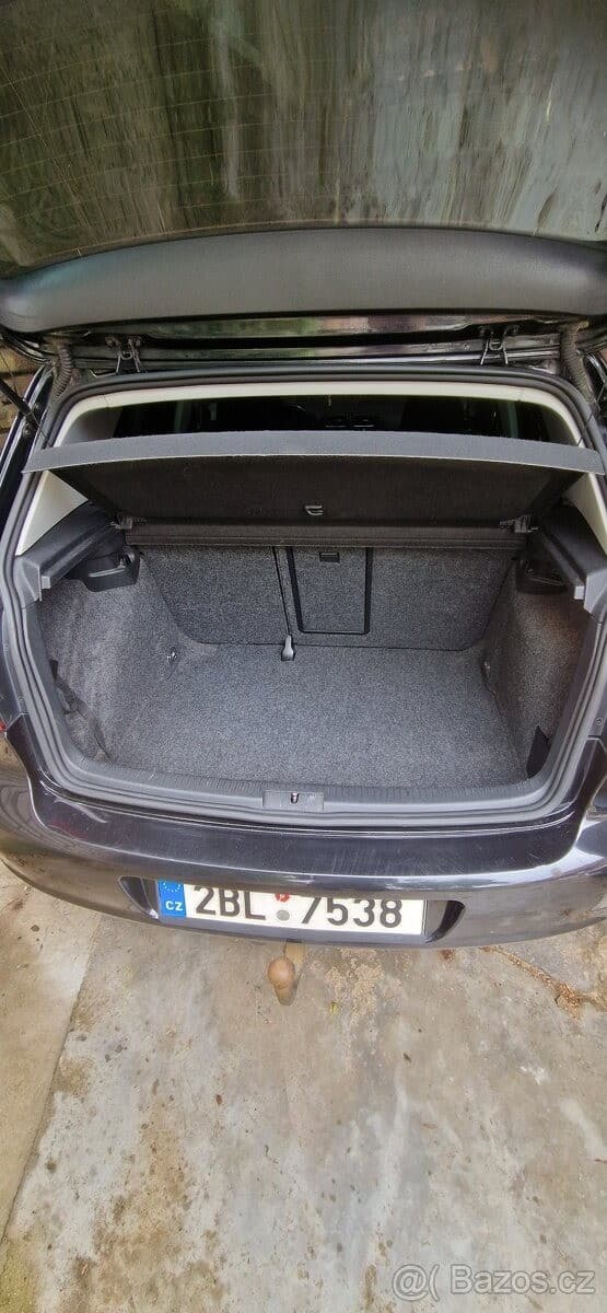 Volkswagen GOLF - 25