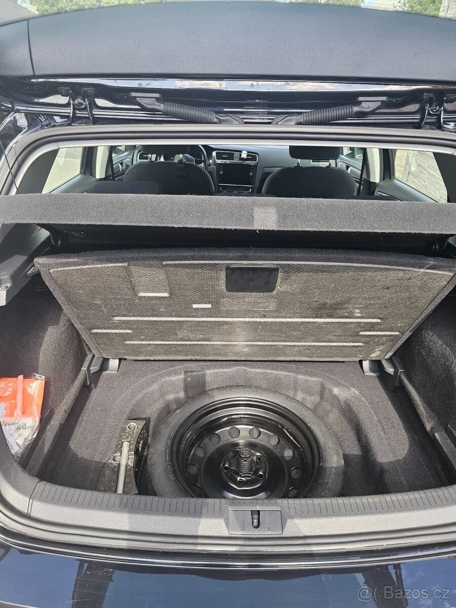 2017 Volkswagen GOLF - 37