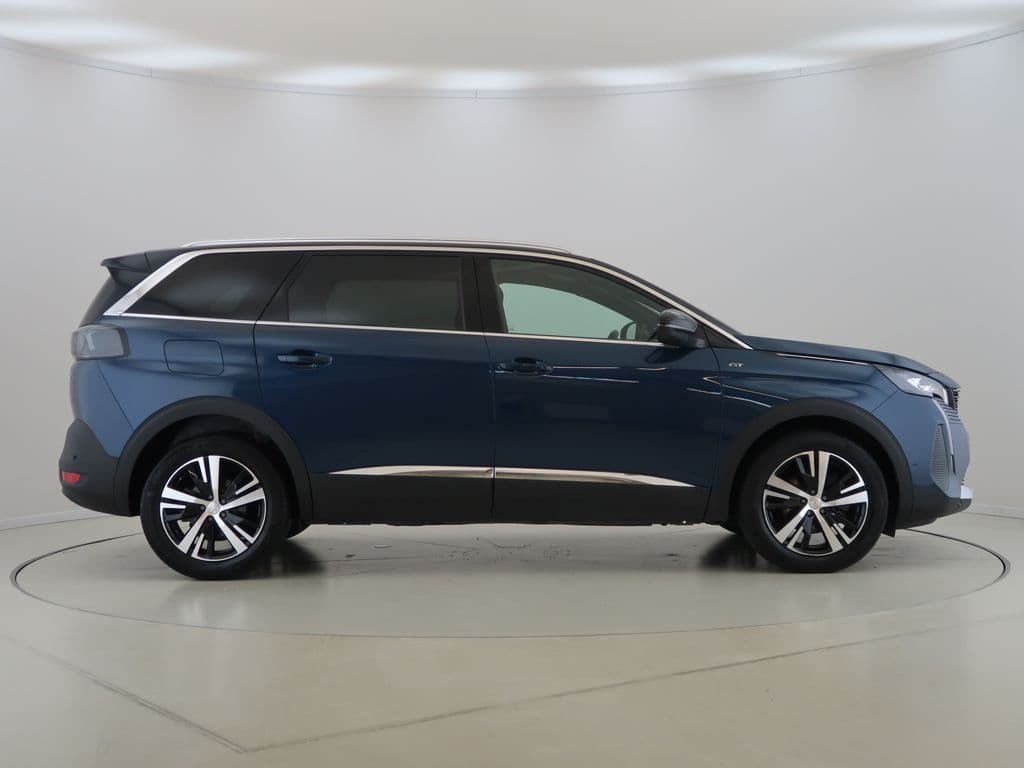 2023 Peugeot 5008 - 10