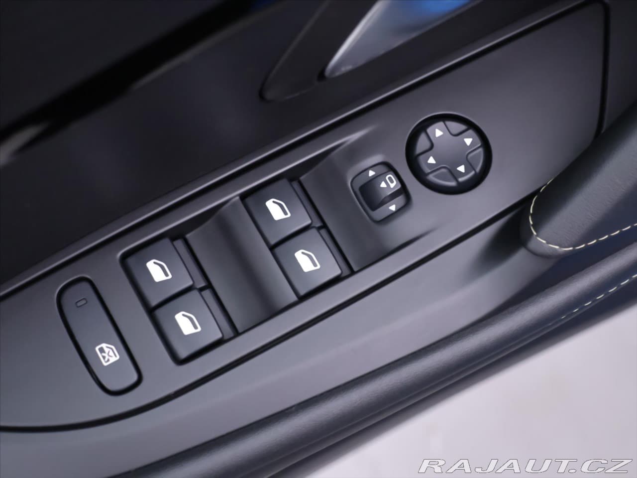2020 Peugeot 208 - 43
