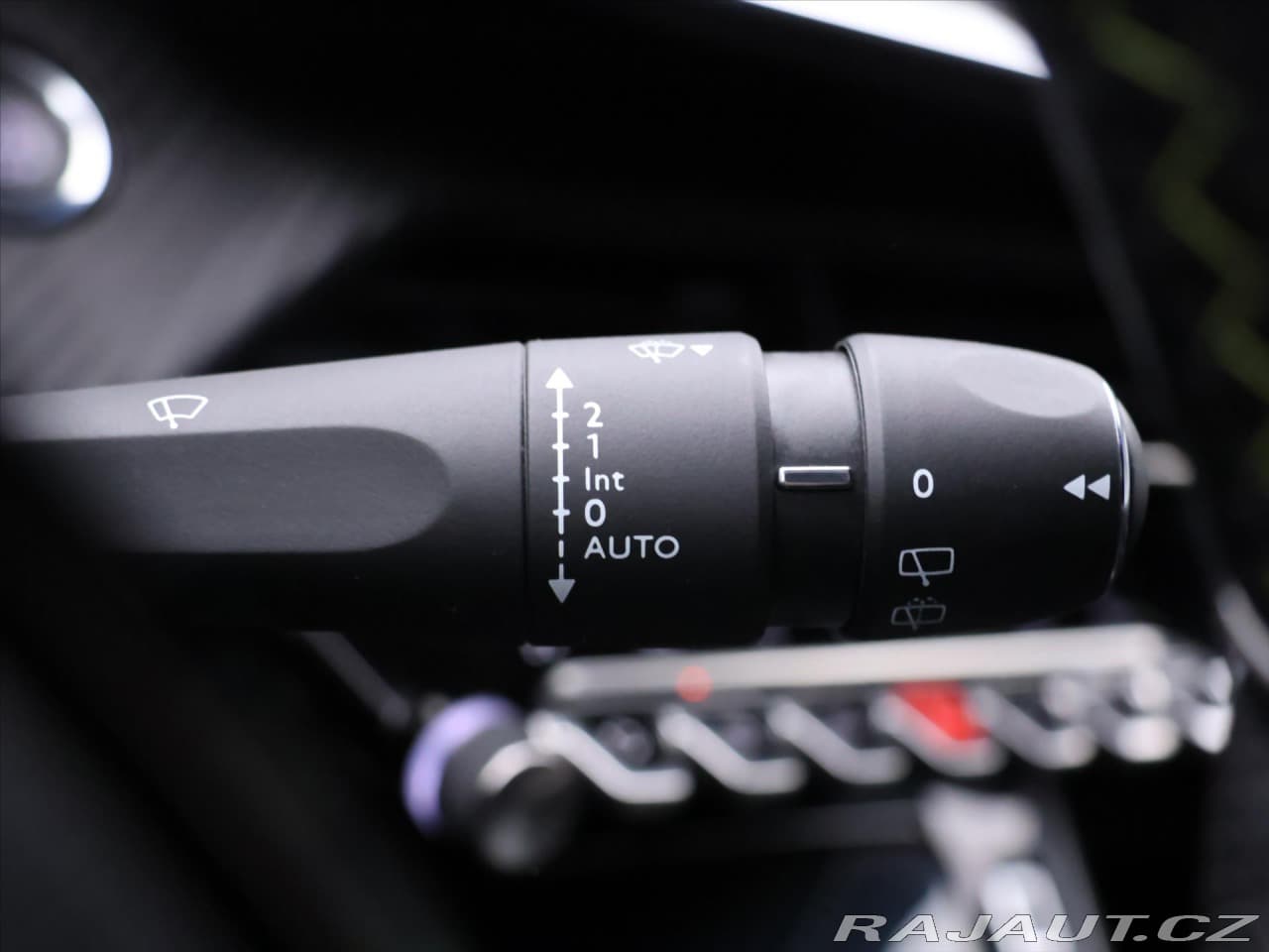 2020 Peugeot 208 - 58