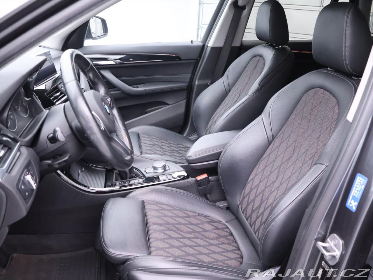 2017 BMW X1 - 21