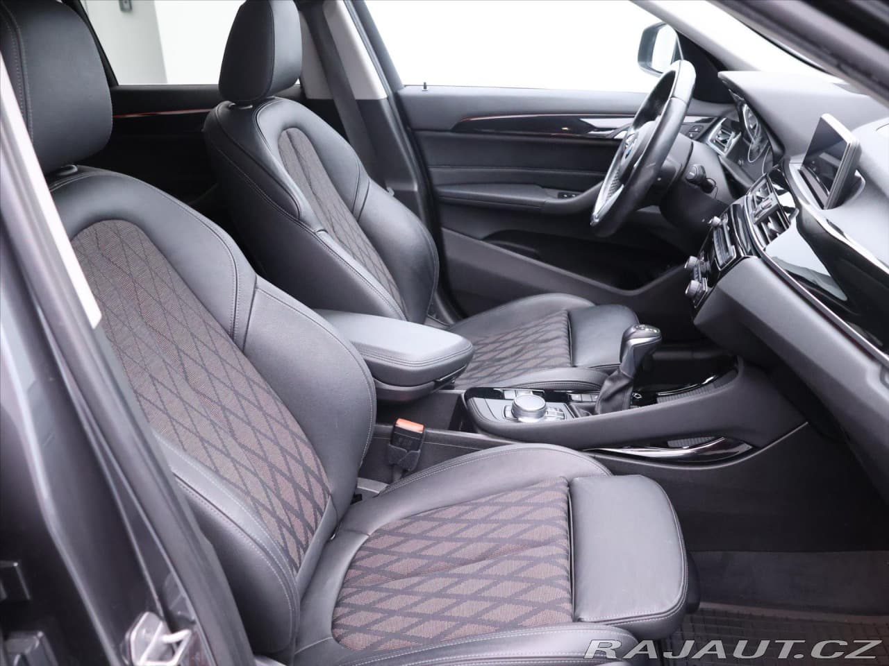 2017 BMW X1 - 23