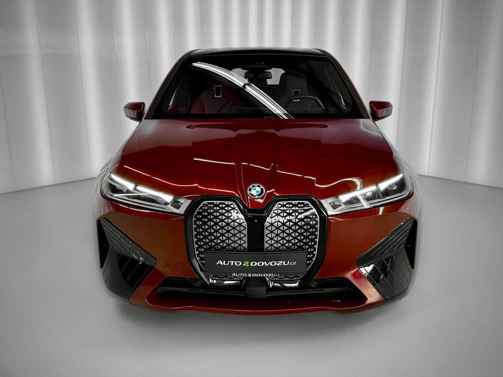 2022 BMW iX - 5