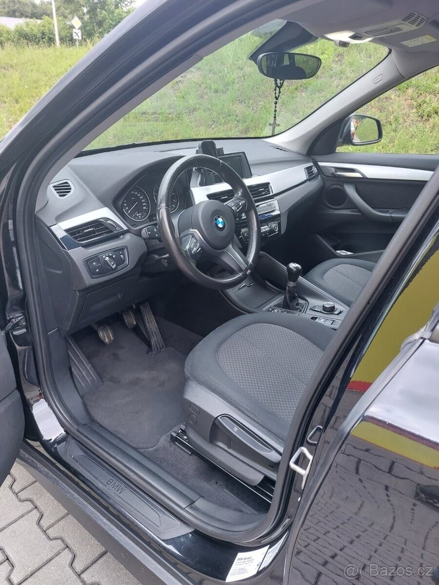 2018 BMW X1 - 21