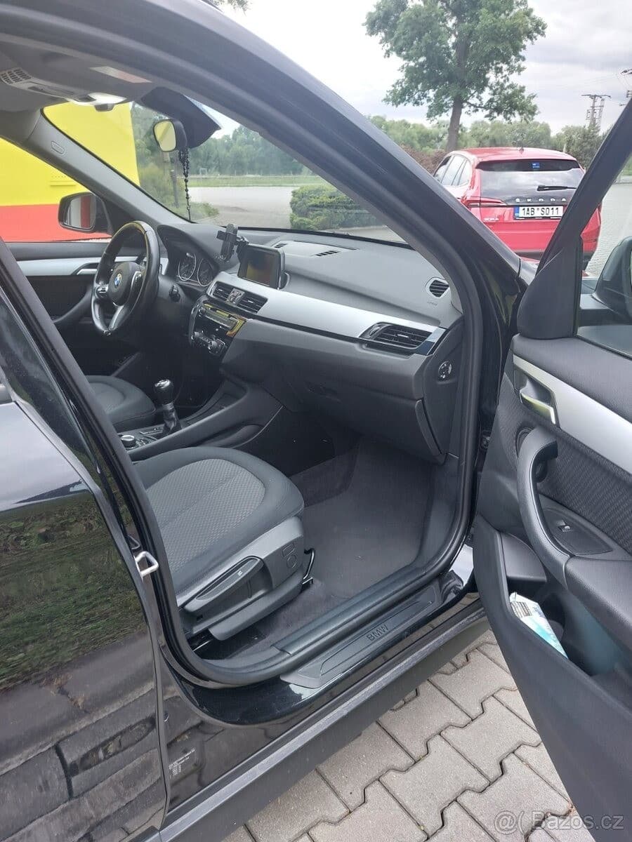 2018 BMW X1 - 29