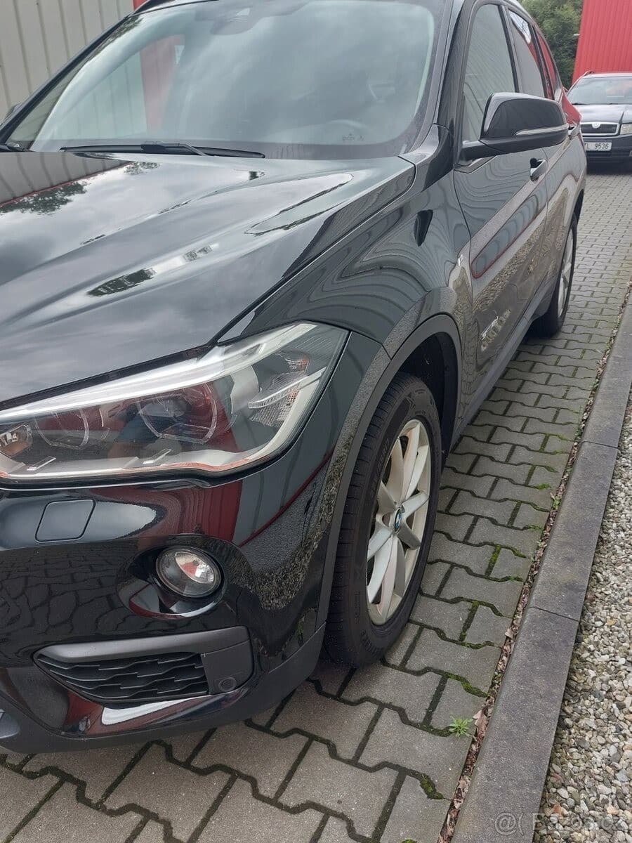 2018 BMW X1 - 15