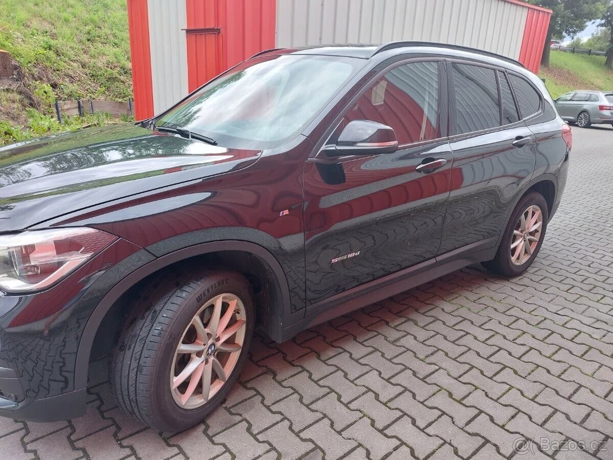 2018 BMW X1 - 17
