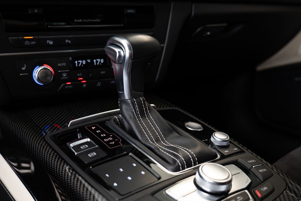 2014 Audi RS6 - 14