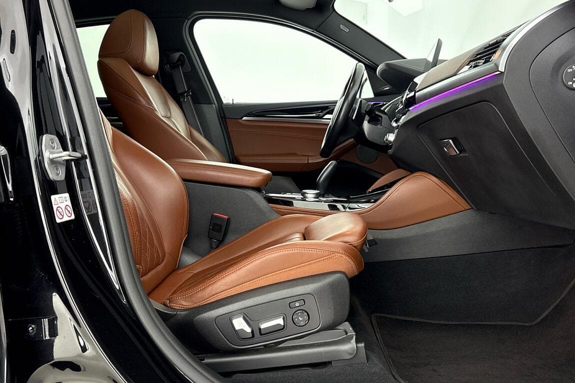 2020 BMW X4 - 23