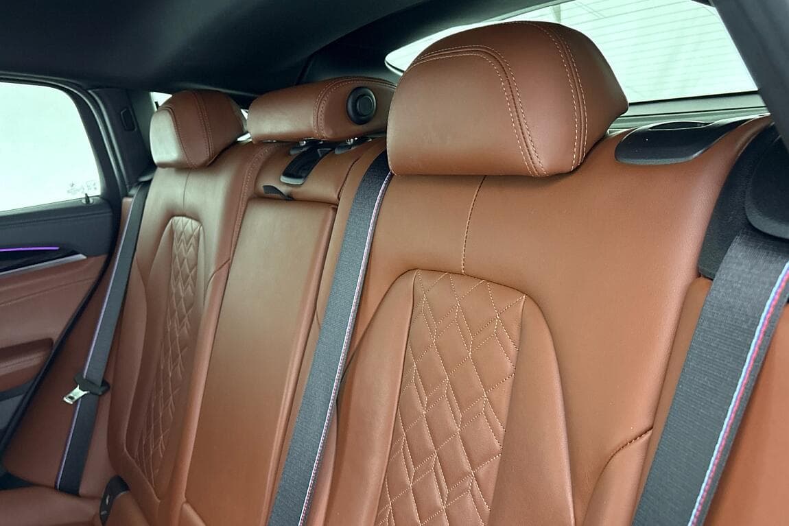 2020 BMW X4 - 15