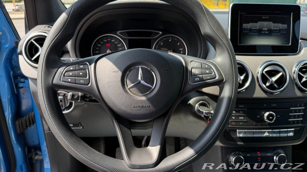 2015 Mercedes-Benz B-CLASS - 23
