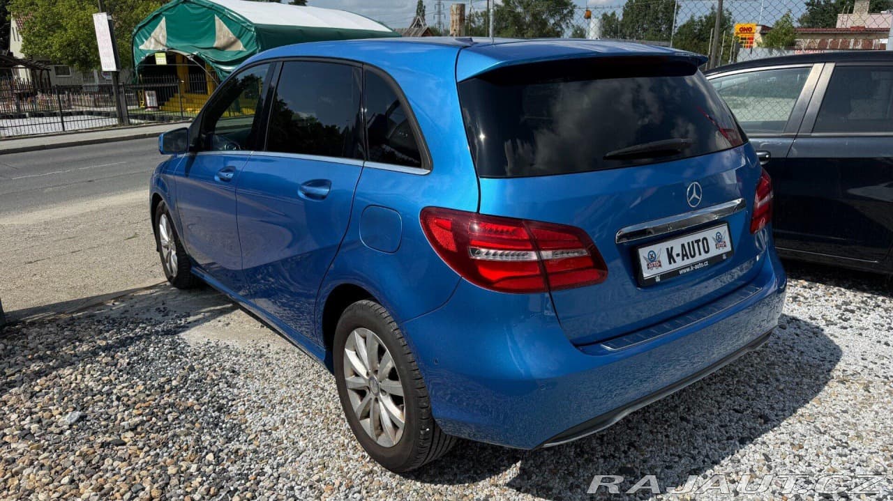 2015 Mercedes-Benz B-CLASS - 11