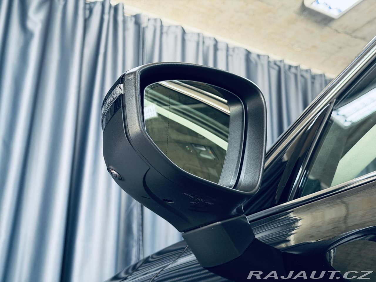 2025 Volkswagen PASSAT - 10